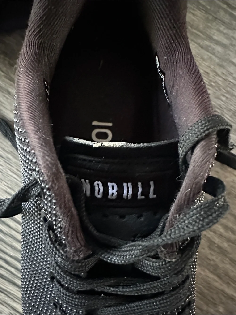 NOBULL super fabric trainers black and gray women’s 7.5